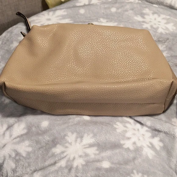Steve Madden B Barker bag in Sand, removable pouch, Twilley, sueded lining, NWT - Picture 10 of 10